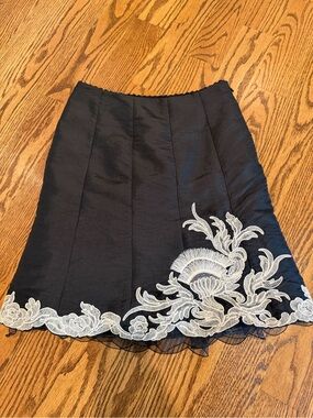EUC Vintage Karen Millen A-Line Skirt with Taffeta and White Lace Applique